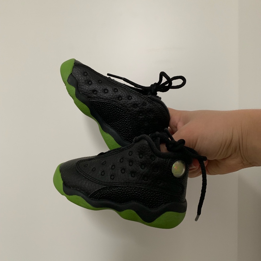 Jordan 13 retro BT size 5c.